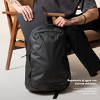 Lhotse Mochila Porta Notebook Pumori 22L espalda acolchada transpirable tirantes ergonómicos - detalle
