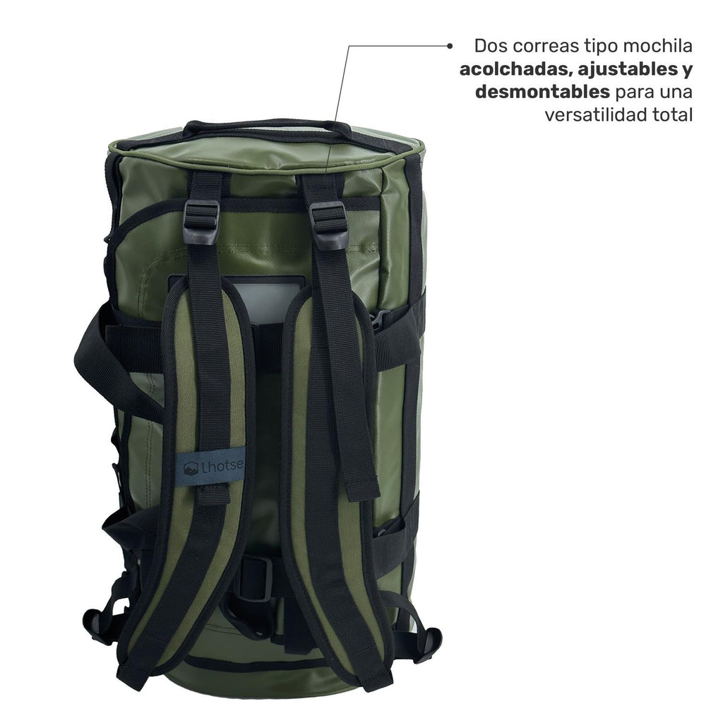 Lhotse Bolso Duffel Impermeable 30L Verde lifestyle outdoor en uso - lifestyle