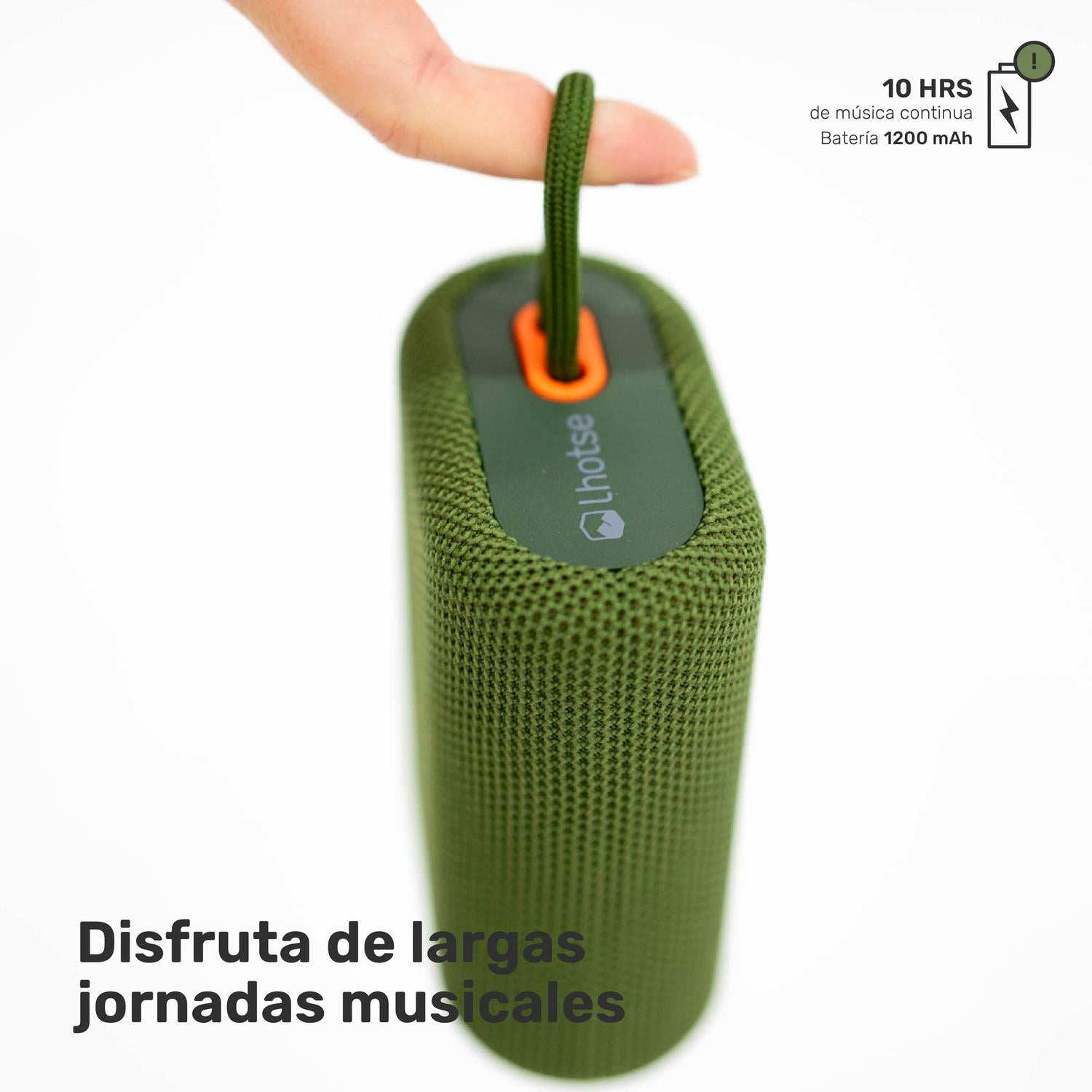 Lhotse Parlante Portátil Bluetooth Tune Up Verde en uso outdoor aventura - lifestyle
