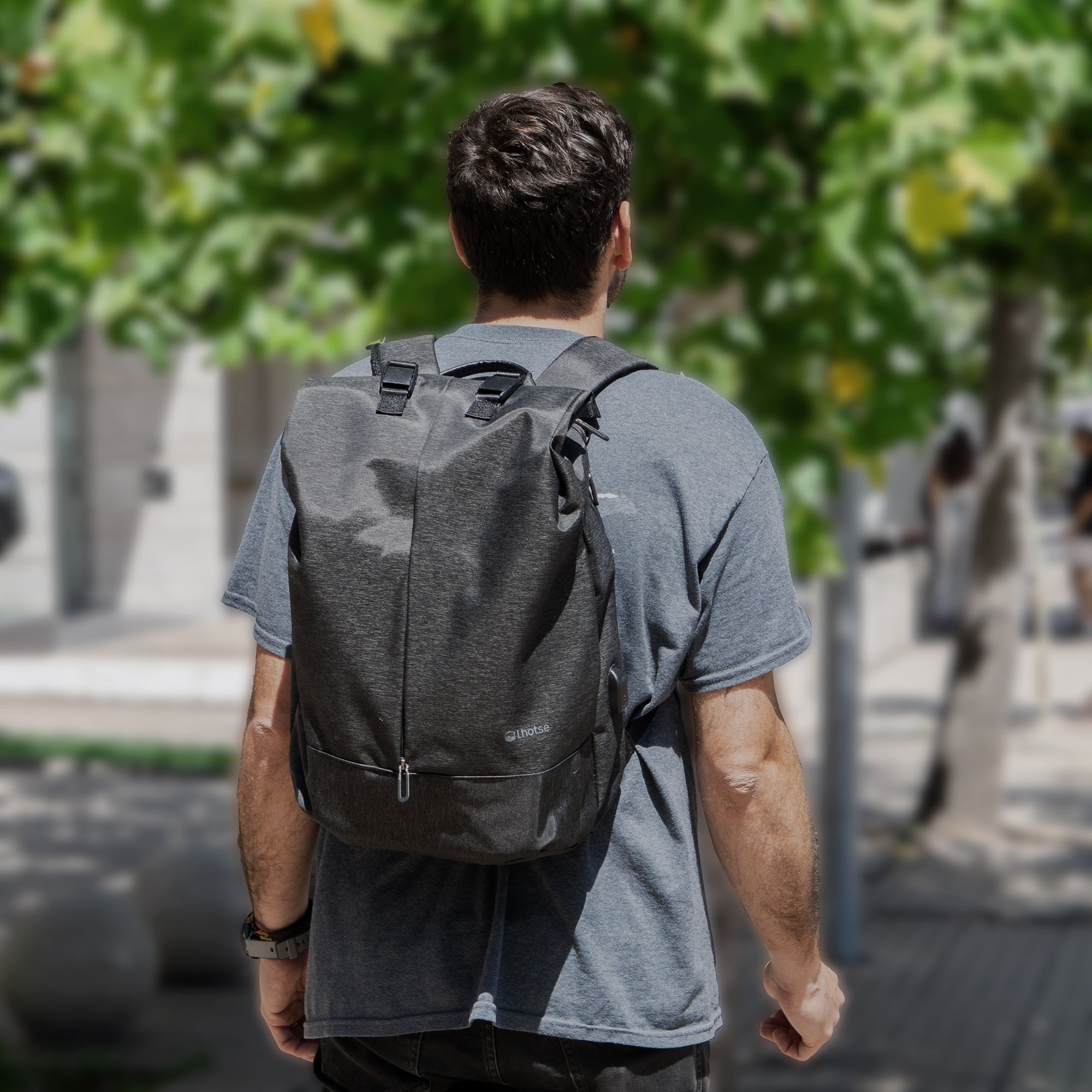 Mochila Antirrobo Lhotse Gris Oscuro MA147