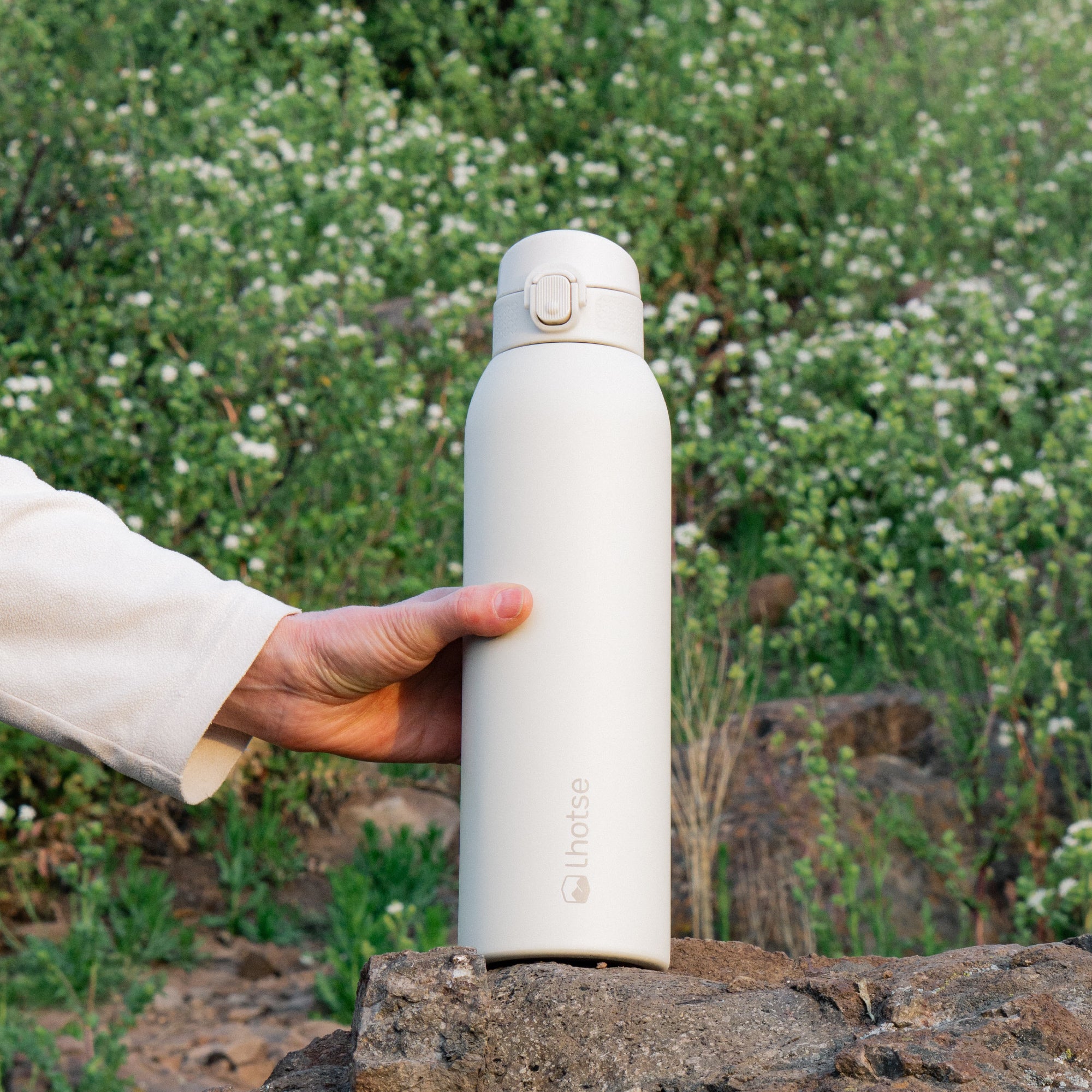 Beige · Botella Térmica Agua Acero Inox 3 Tapas HydroCore 1Lt Lhotse