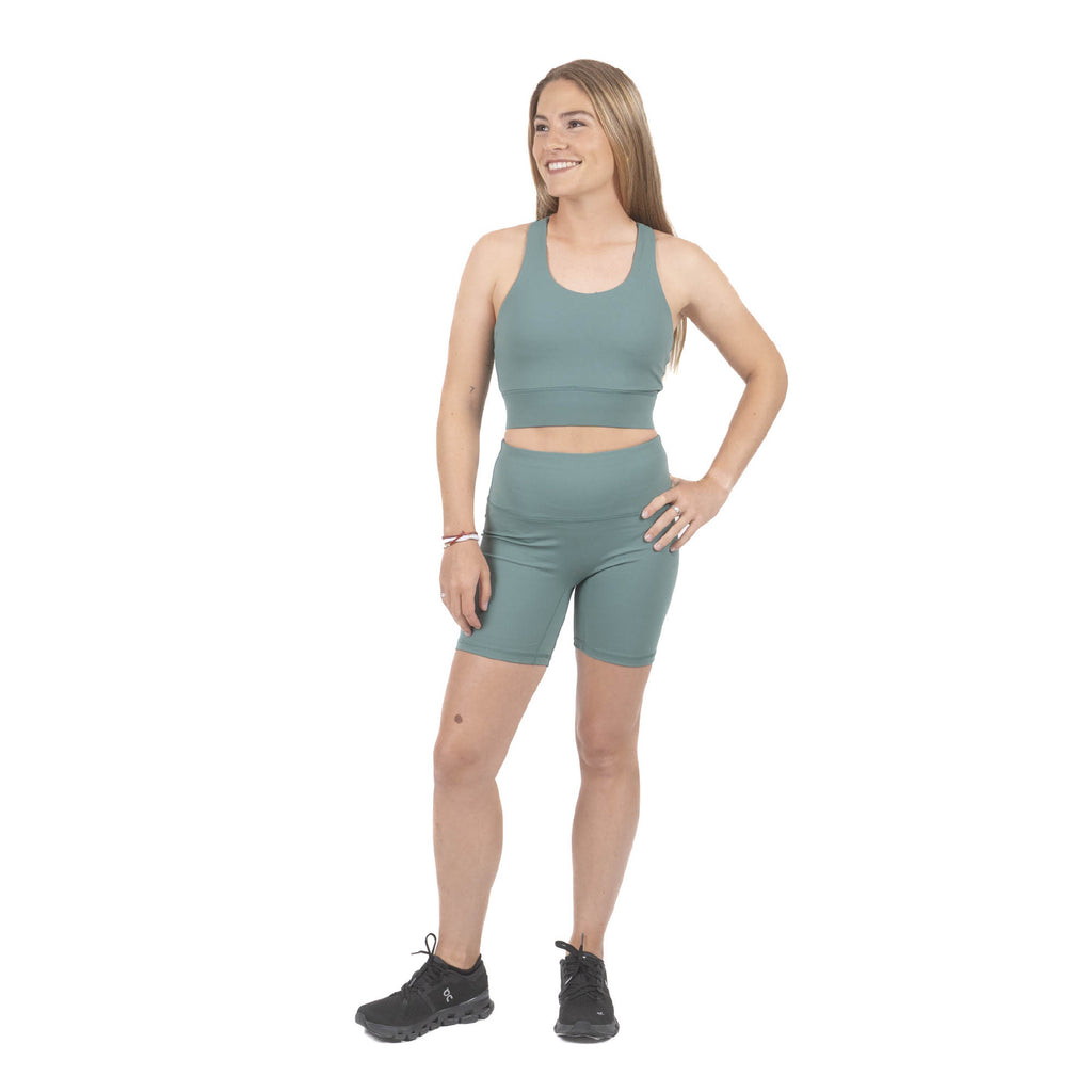 The Top: Biker Short Dhara + Peto Deportivo Kalo Verde