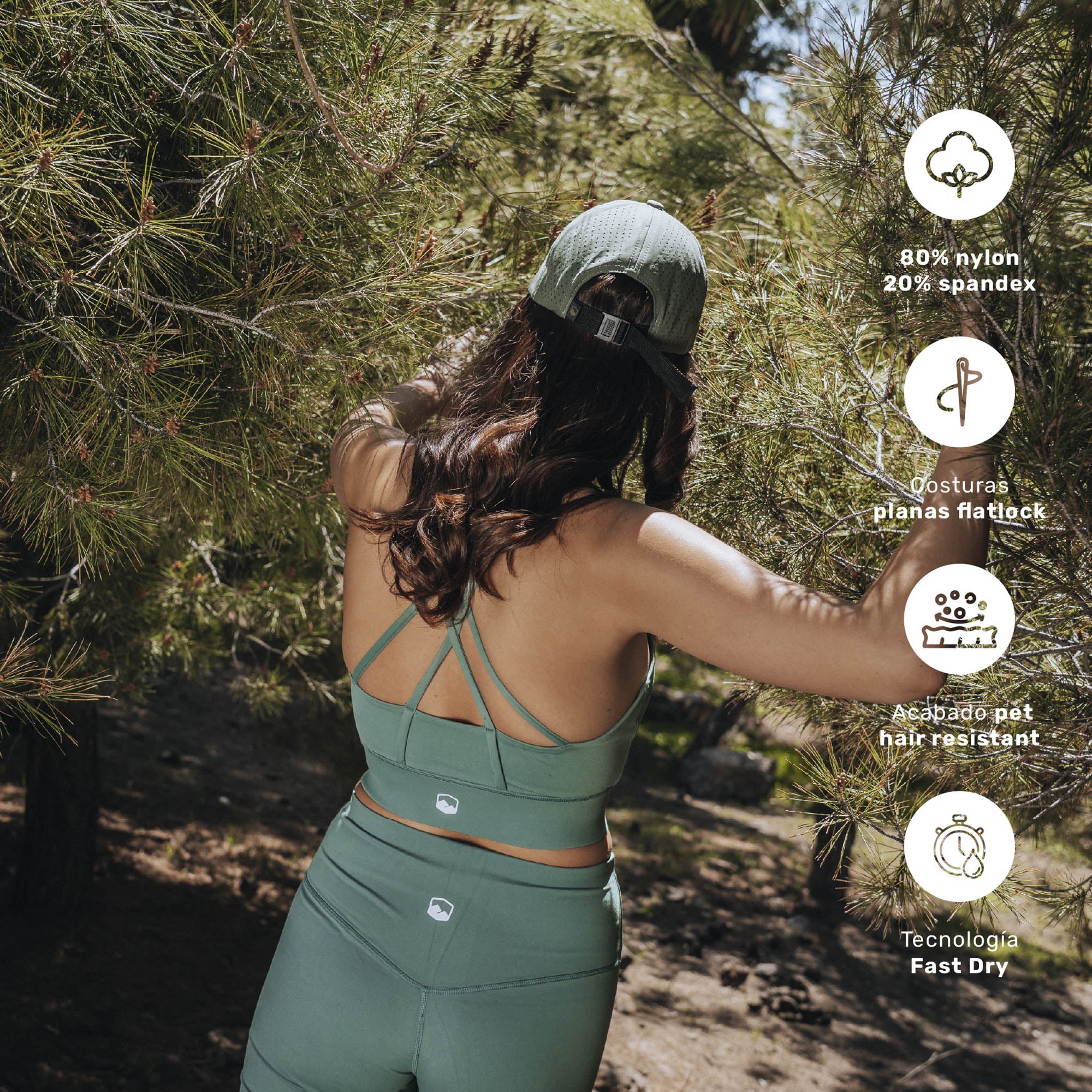 The Top: Biker Short Dhara + Peto Deportivo Kalo Verde