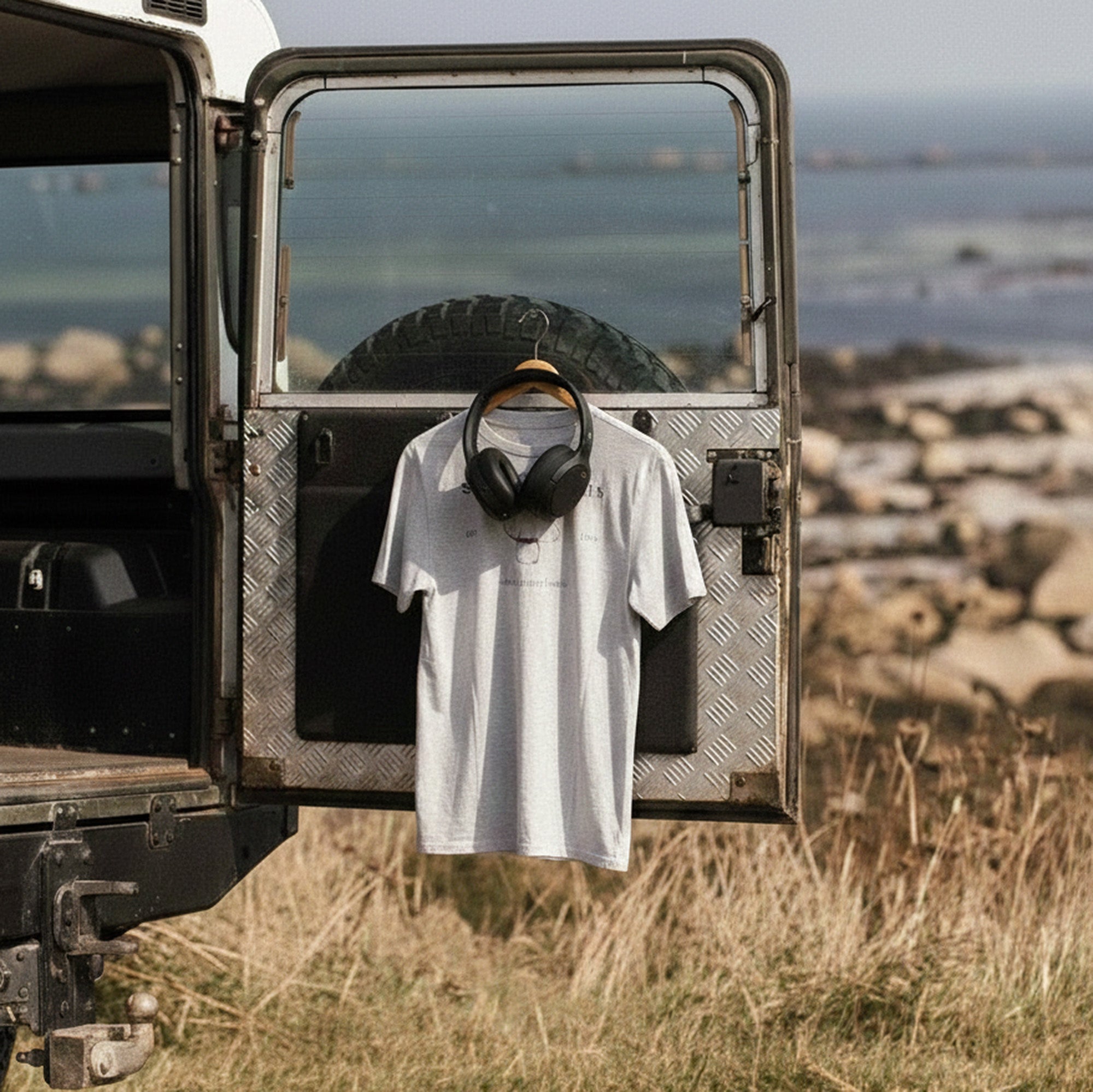 The Top: Polera Manga Corta Fungi + Audífonos Beatmaster