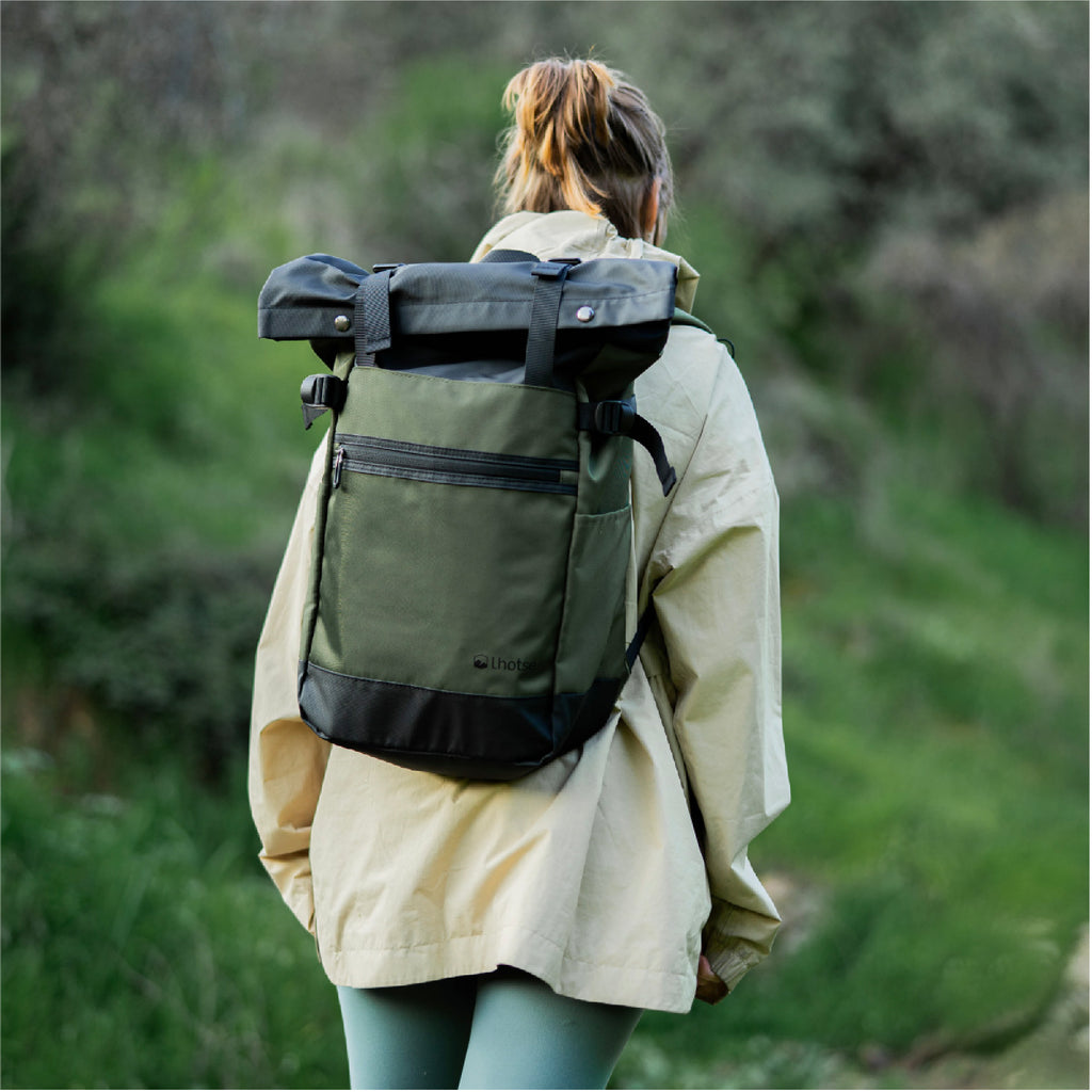 Lhotse Mochila Volcano 19L Verde en uso outdoor naturaleza - lifestyle