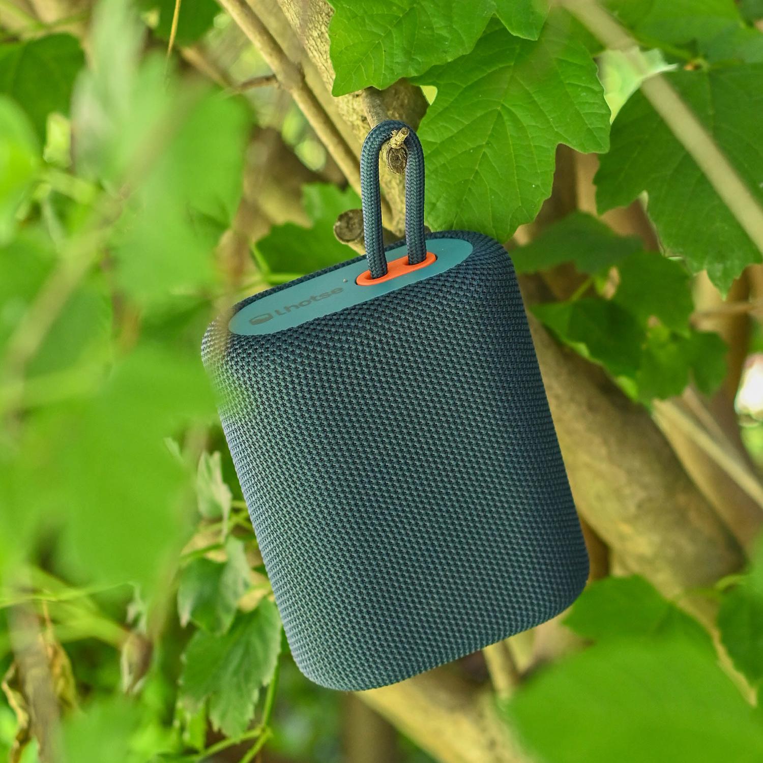 Lhotse Parlante Portátil Bluetooth Tune Up Azul lifestyle exterior - lifestyle