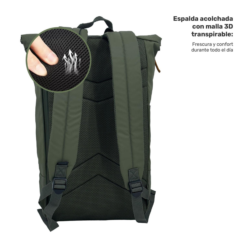 Lhotse Mochila Roll Top Makalu 22L Verde detalle bolsillo lateral en movimiento - lifestyle