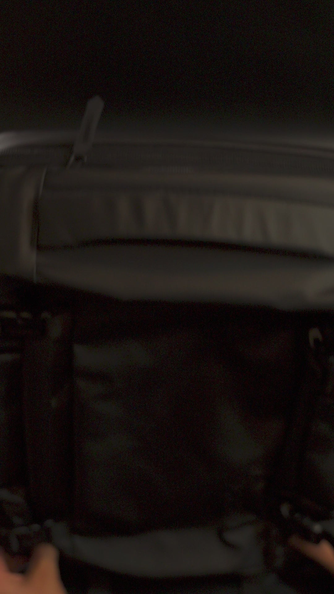Video mochila negra.mp4