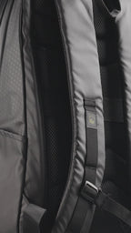 Mochila Pumori 22L Verde - video
