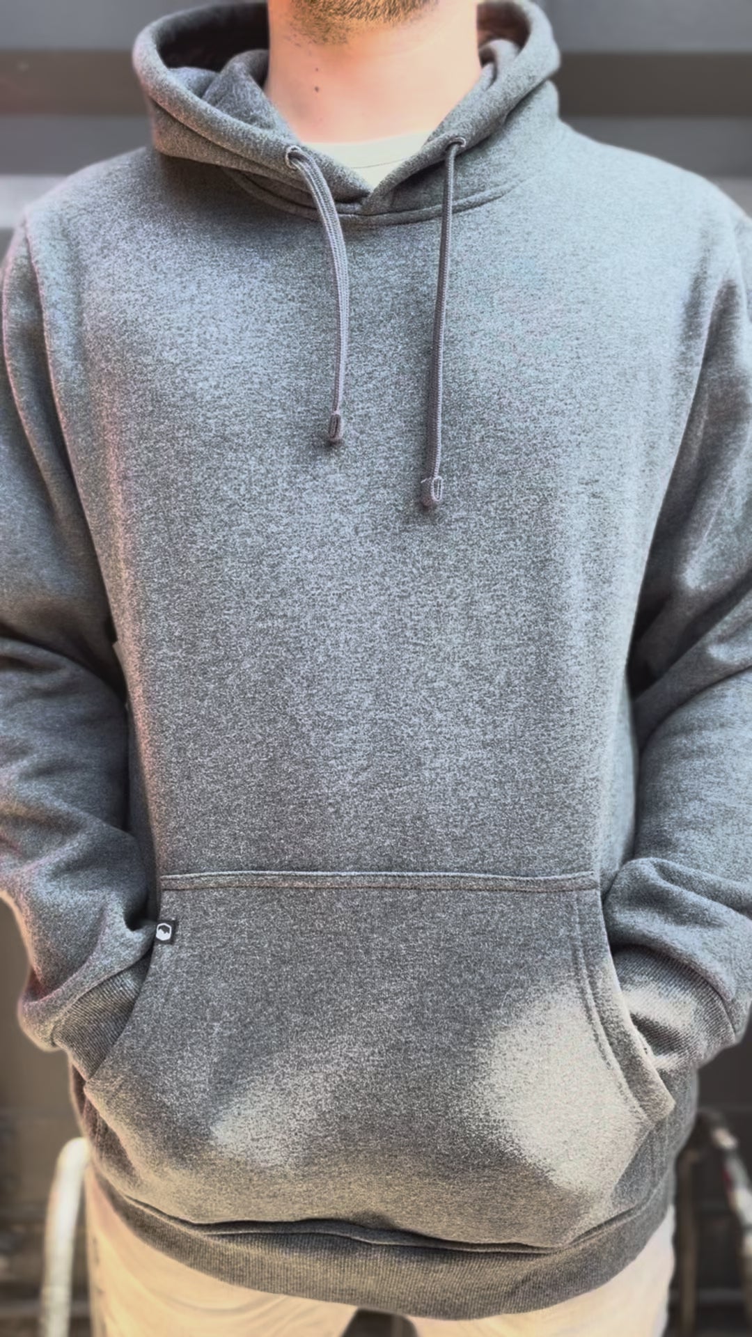 Gris · Polerón Hombre Hoodie Katmandú Lhotse - video del producto
