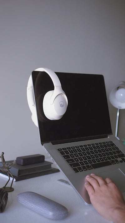 Audifonos WavePro Over Ear Beige - video 2